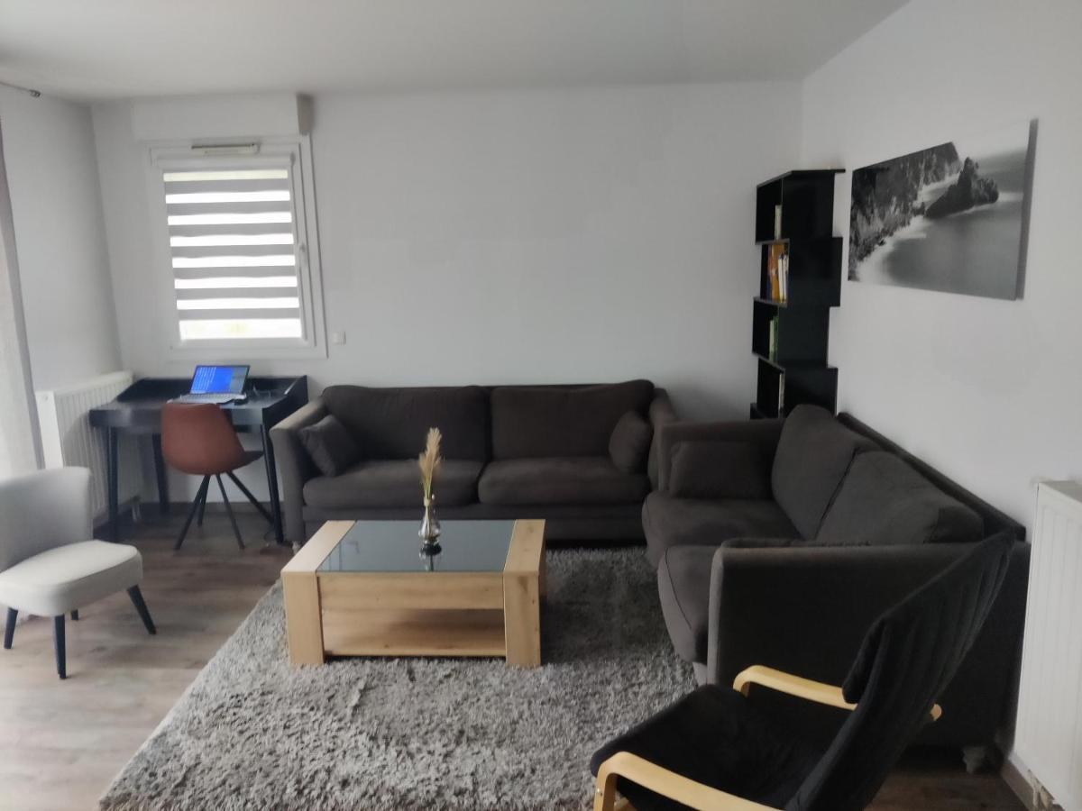 App 5 Pers, Parking, 3Mn Rer A, 40 Mn Du Centre De Paris, Cergy Le Haut Apartment Bagian luar foto